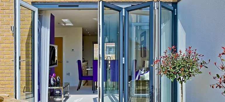 Commercial Door Glass Repair in Pace, FL